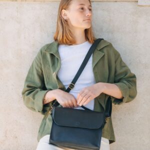 Crossover taske i sort læder, Boro bag